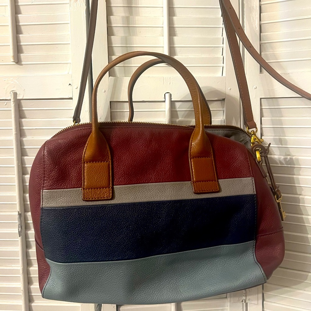 Fossil purse